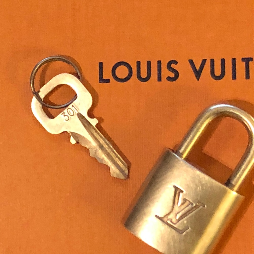 LV Lock and key